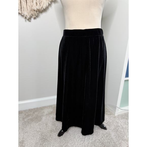 Chico's Black velvet A-line Long Maxi Skirt NWT Christmas Holiday Whimsigoth 1/M - Picture 3 of 8